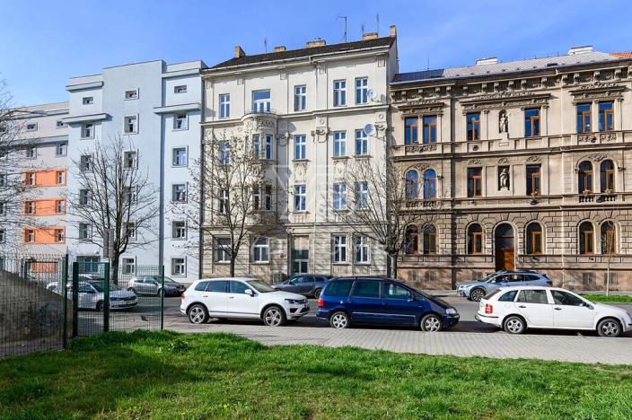 Pronájem bytu 3+1, Plzeň, Plachého, 111 m2