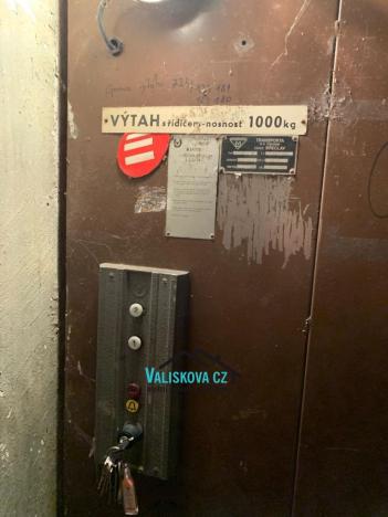 Pronájem skladu, Kroměříž, Stoličkova, 340 m2