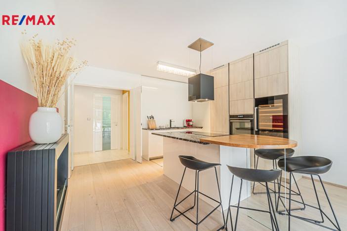 Prodej bytu 4+kk, Praha - Smíchov, U Nikolajky, 111 m2