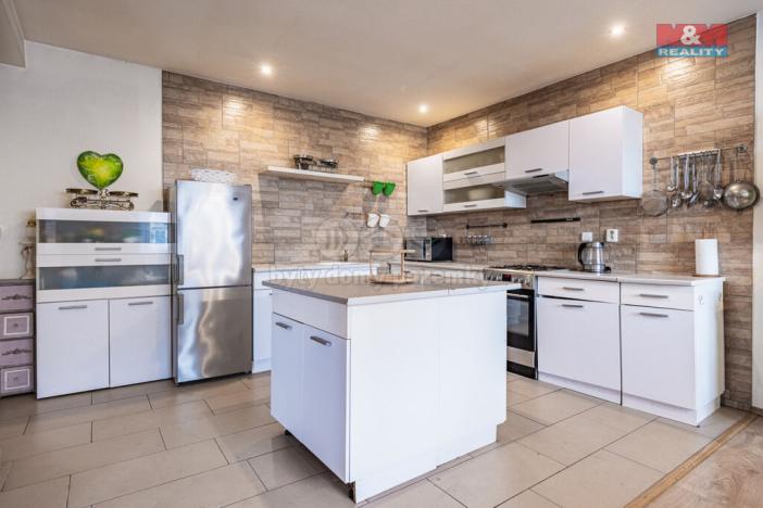 Prodej rodinného domu, Hostomice, Vrbenského, 300 m2