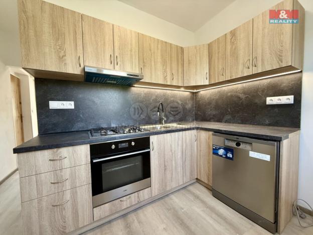 Pronájem bytu 3+1, Slaný, Plynárenská, 60 m2