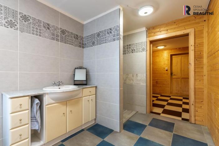 Prodej rodinného domu, Rataje nad Sázavou, 264 m2