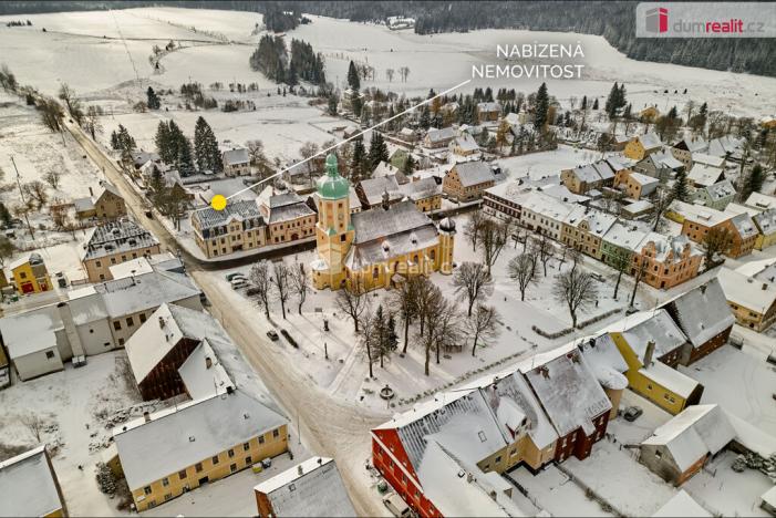 Prodej bytu 1+kk, Horní Blatná, náměstí Sv. Vavřince, 31 m2