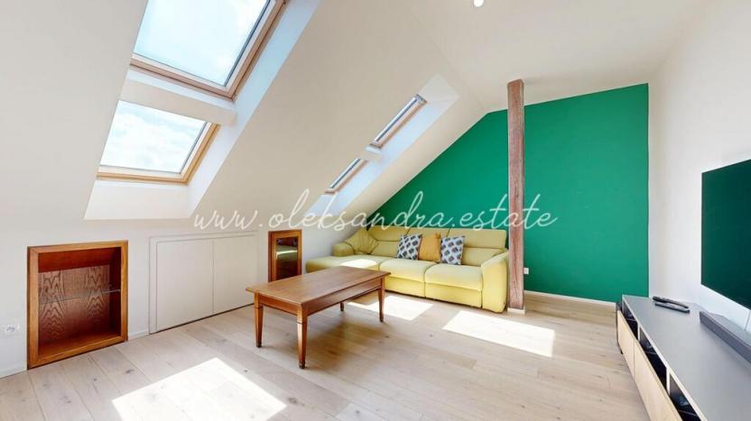 Prodej bytu 3+1, Praha - Vršovice, 28. pluku, 139 m2