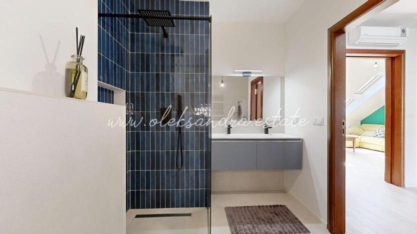 Prodej bytu 3+1, Praha - Vršovice, 28. pluku, 139 m2