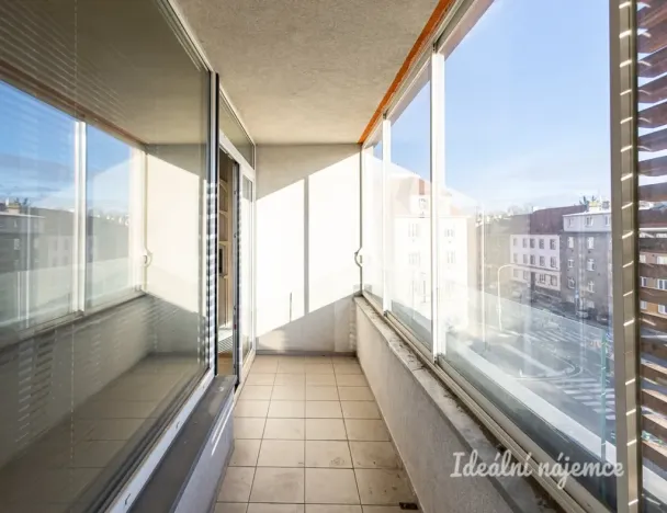 Pronájem bytu 2+kk, Praha - Vysočany, Skloněná, 44 m2