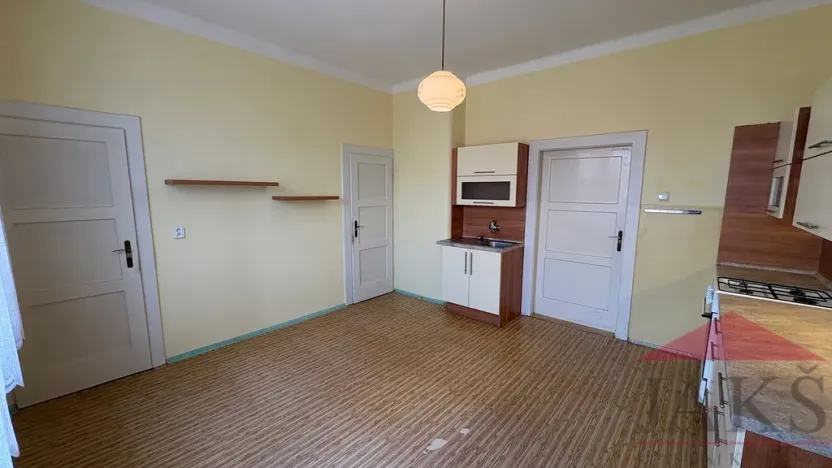 Prodej bytu 3+1, Klatovy - Klatovy V, Plánická, 128 m2