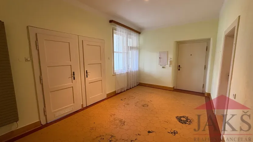 Prodej bytu 3+1, Klatovy - Klatovy V, Plánická, 128 m2