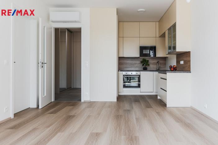 Pronájem bytu 2+kk, Praha - Hostivař, Nurmiho, 54 m2