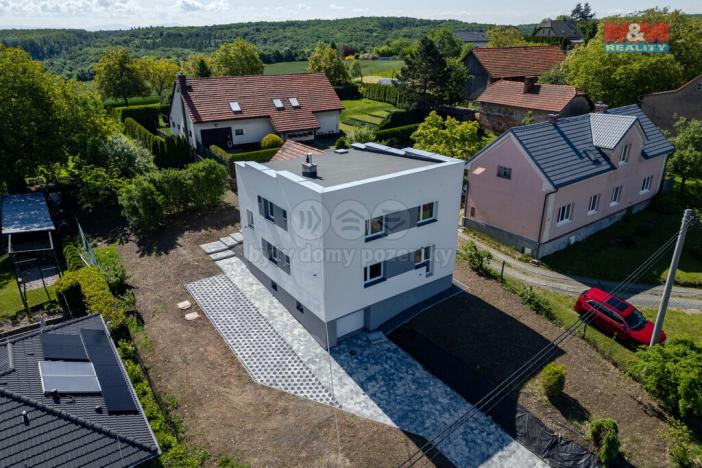 Prodej rodinného domu, Hrabyně, 188 m2