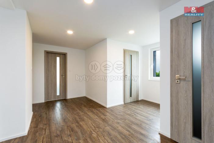 Prodej rodinného domu, Hrabyně, 188 m2