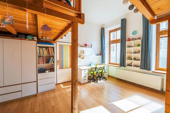 Prodej bytu 3+1, Trutnov, Jiráskovo náměstí, 75 m2