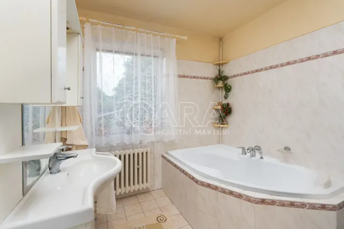 Prodej rodinného domu, Zeleneč, Tyršova, 116 m2