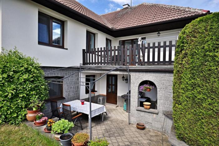 Prodej rodinného domu, Vyžlovka, Na Poštolce, 180 m2