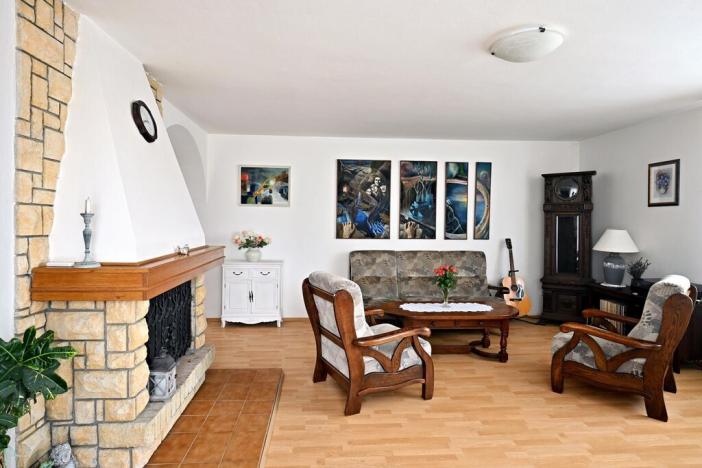 Prodej rodinného domu, Vyžlovka, Na Poštolce, 180 m2