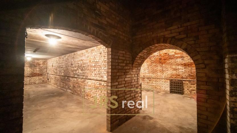 Prodej ubytování, Velké Bílovice, 285 m2