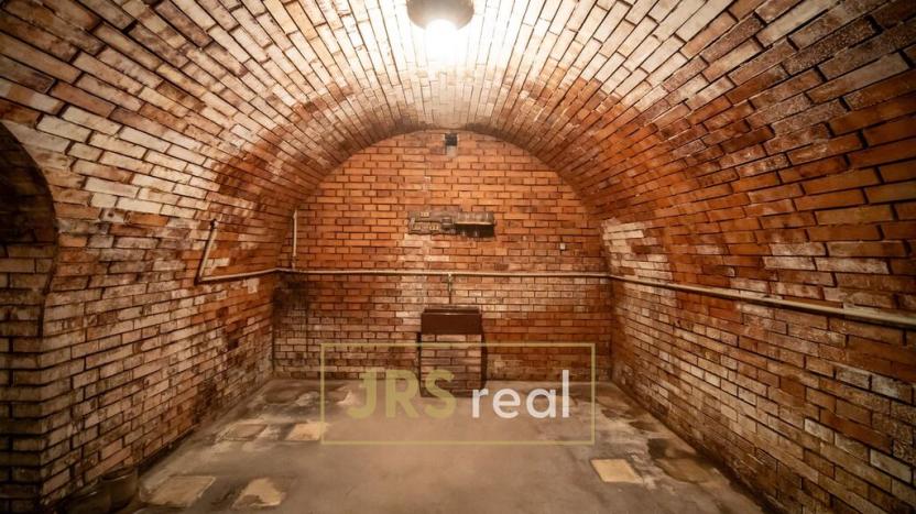 Prodej ubytování, Velké Bílovice, 285 m2