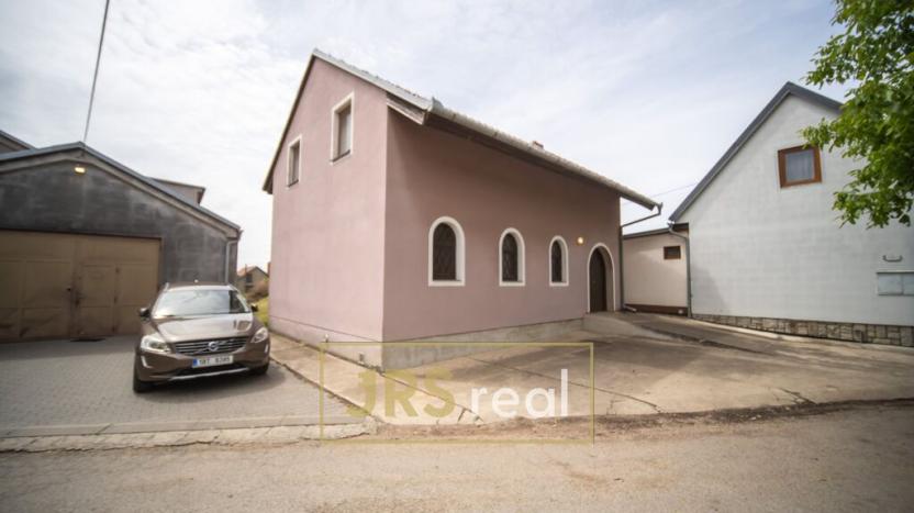 Prodej ubytování, Velké Bílovice, 285 m2