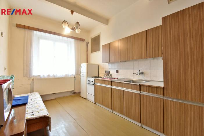 Prodej bytu 2+1, Úpice, náměstí T. G. Masaryka, 48 m2