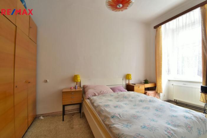 Prodej bytu 2+1, Úpice, náměstí T. G. Masaryka, 48 m2