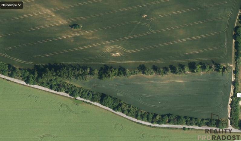 Prodej pole, Kyjov, 2649 m2