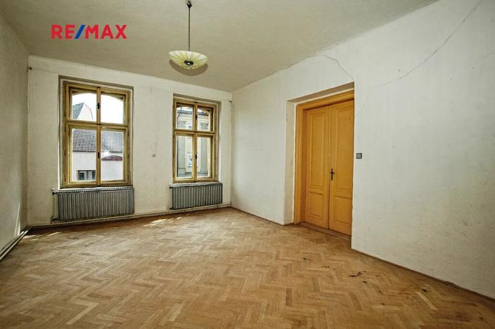 Prodej obchodního prostoru, Hostouň, Chodské náměstí, 499 m2