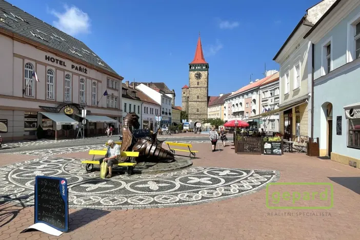 Pronájem kanceláře, Jičín - Valdické Předměstí, Husova, 14 m2