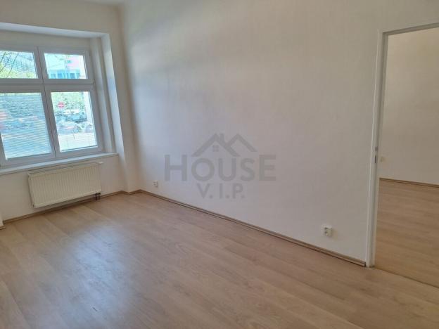 Prodej bytu 3+1, Praha - Holešovice, U Uranie, 60 m2