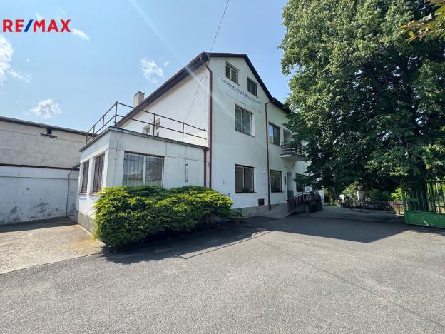 Prodej komerčního pozemku, Kunovice, Osvobození, 11035 m2