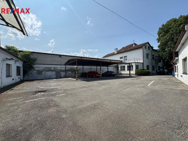 Prodej komerčního pozemku, Kunovice, Osvobození, 11035 m2