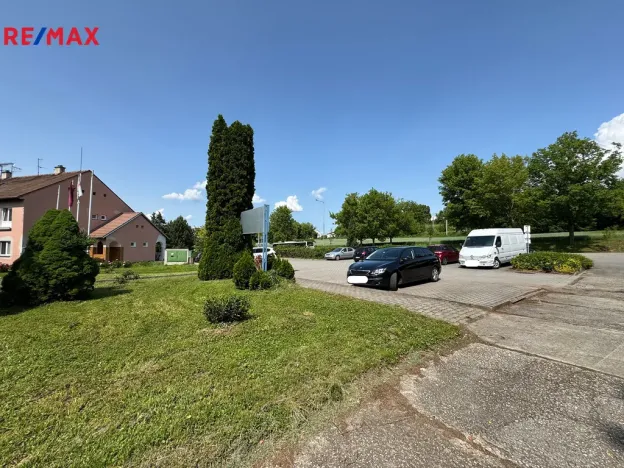 Prodej komerčního pozemku, Kunovice, Osvobození, 11035 m2