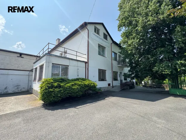 Prodej komerčního pozemku, Kunovice, Osvobození, 11035 m2