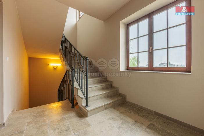 Prodej rodinného domu, Karlovy Vary - Drahovice, Rumunská, 895 m2