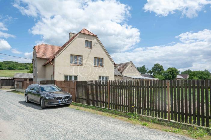 Prodej rodinného domu, Tuhaň, 220 m2