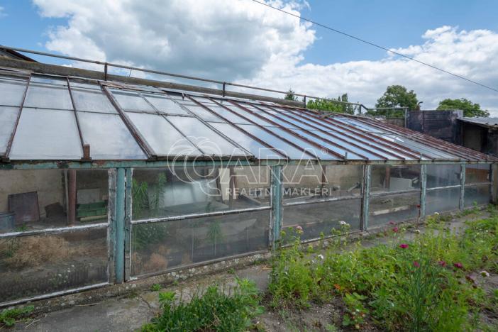 Prodej rodinného domu, Tuhaň, 220 m2