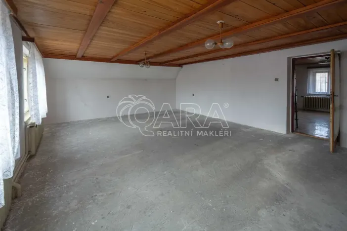 Prodej rodinného domu, Tuhaň, 220 m2