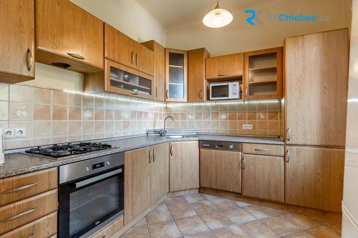 Prodej bytu 4+1, Opava, Palackého, 98 m2