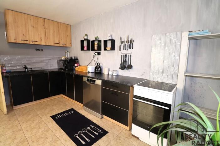 Prodej rodinného domu, Holubice, V Průhonu, 175 m2