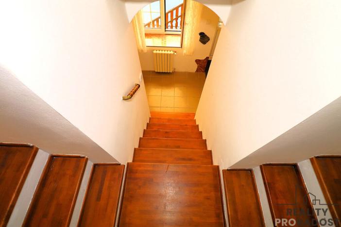 Prodej rodinného domu, Holubice, V Průhonu, 175 m2