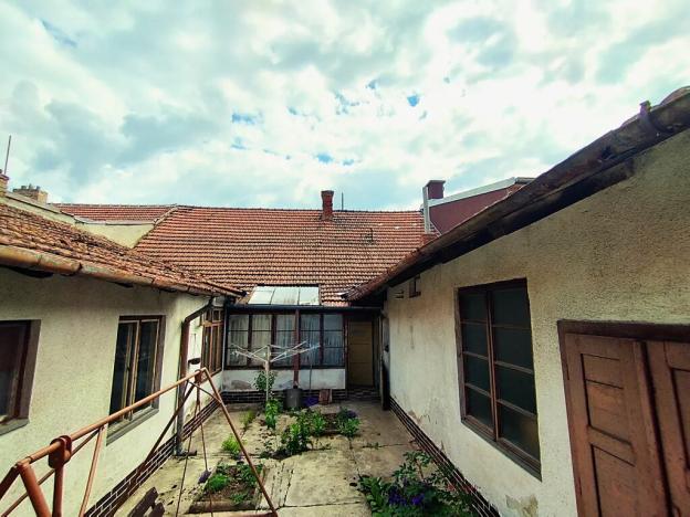 Prodej pozemku pro bydlení, Šlapanice, Čechova, 267 m2