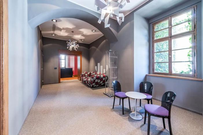 Pronájem kanceláře, Praha - Staré Město, Husova, 168 m2