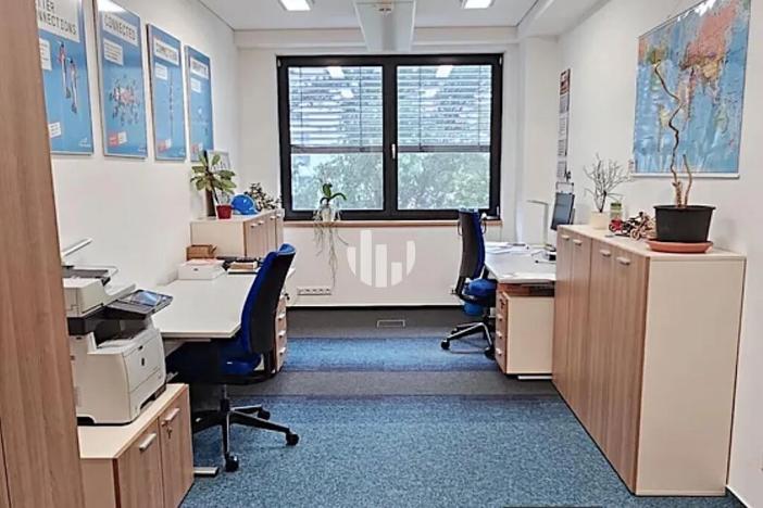 Pronájem kanceláře, Brno, Svatopetrská, 500 m2