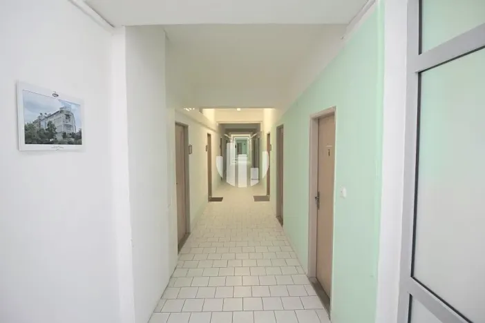 Pronájem kanceláře, Karlovy Vary, Jugoslávská, 612 m2