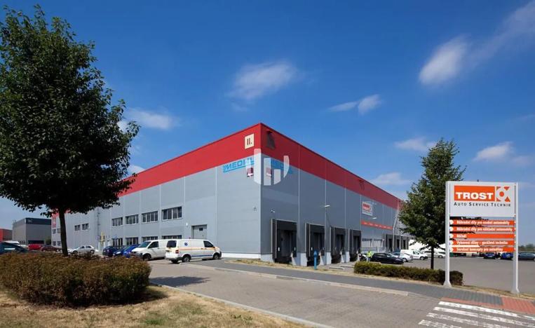 Pronájem kanceláře, Praha - Horní Počernice, Sezemická, 152 m2