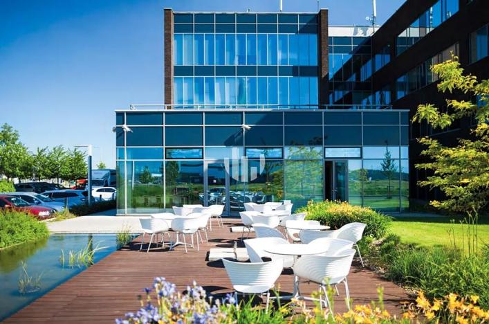 Pronájem kanceláře, Brno, Škrobárenská, 1469 m2