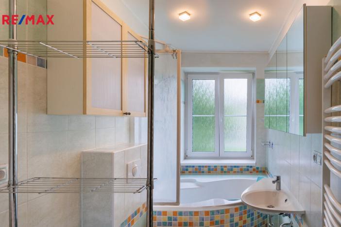 Prodej bytu 4+1, Karlovy Vary, Sládkova, 123 m2