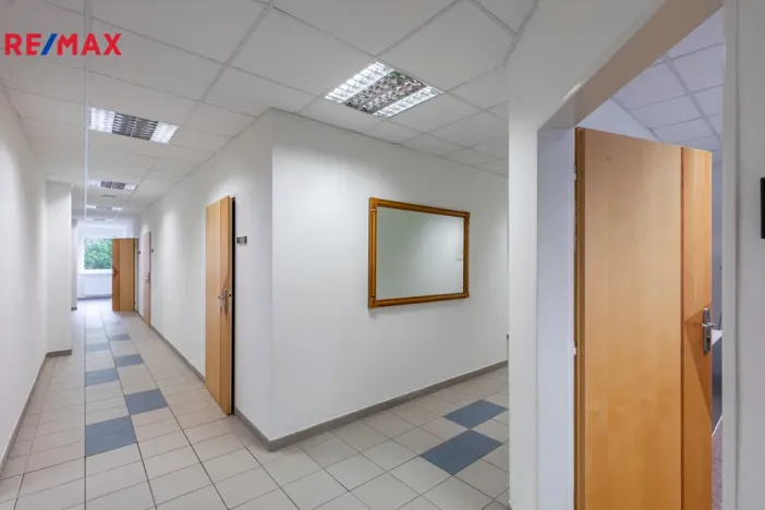 Pronájem kanceláře, Litvínov - Horní Litvínov, Rooseveltova, 310 m2