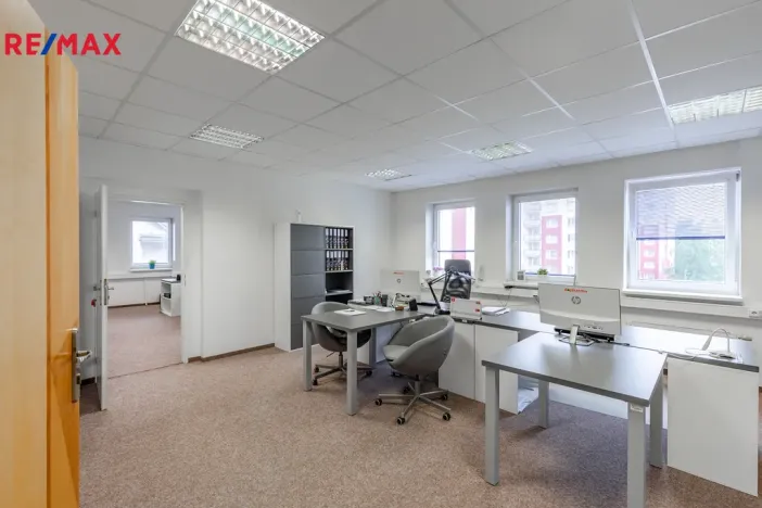 Pronájem kanceláře, Litvínov - Horní Litvínov, Rooseveltova, 310 m2