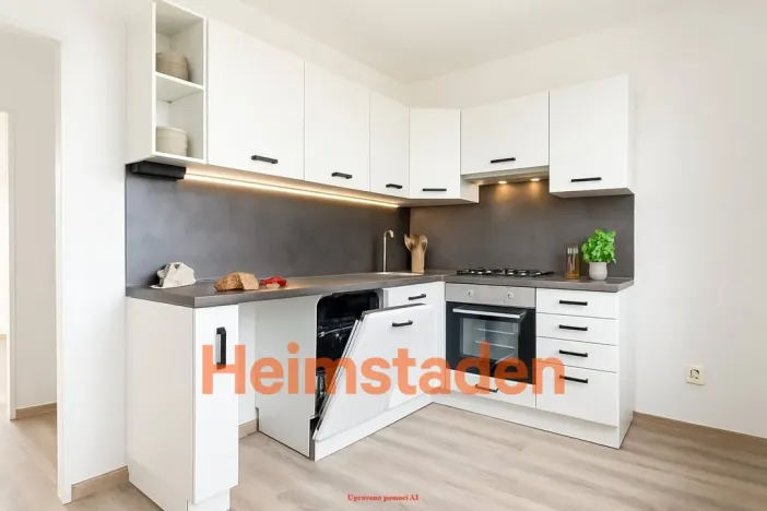 Pronájem bytu 4+1, Havířov - Město, Matuškova, 79 m2