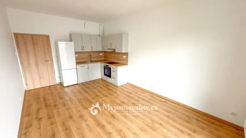 Pronájem bytu 2+kk, Znojmo, Vrbkova, 47 m2